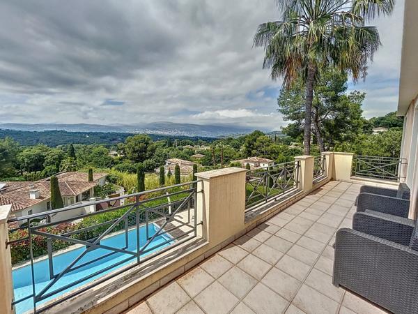 Vente Villa 6 pièces 270 m2 à Mougins