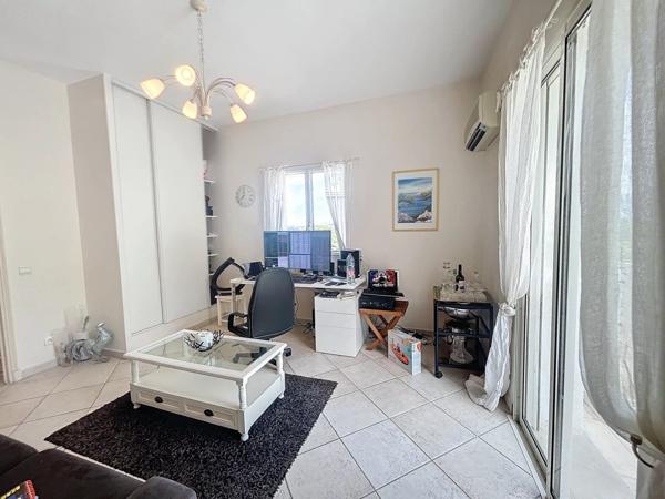 Vente Villa 6 pièces 270 m2 à Mougins