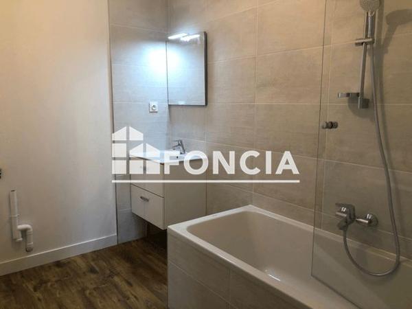 Location Appartement 4 pièces 91.99 m² - 43 RUE GABRIEL PERI L'arbresle 69210