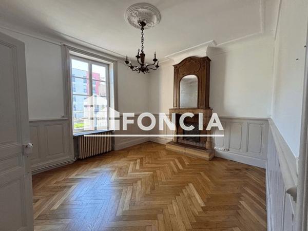 Location Appartement 4 pièces 91.99 m² - 43 RUE GABRIEL PERI L'arbresle 69210