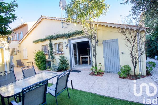 Maison de ville 5 pièces de 74 m² à Sainte-Maxime (83120)