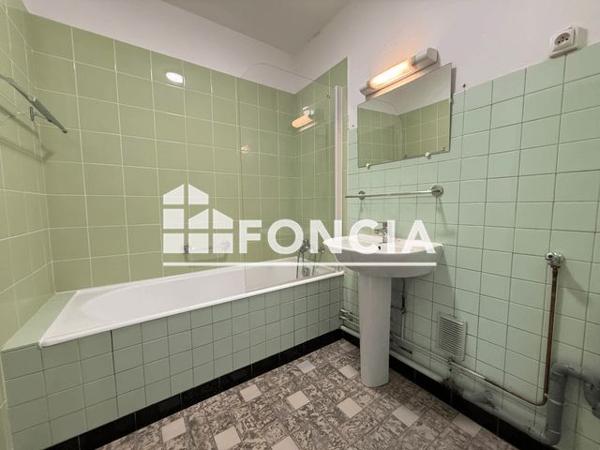 Location Appartement 3 pièces 75.94 m² - 13 RUE DE LA REPUBLIQUE Grenoble 38000