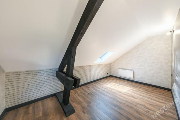 Maison familiale à Fontaines de 195 m² avec 5 chambres