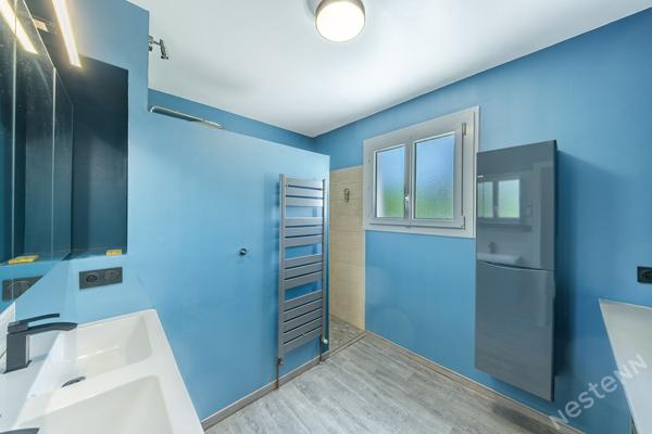 Maison familiale à Fontaines de 195 m² avec 5 chambres