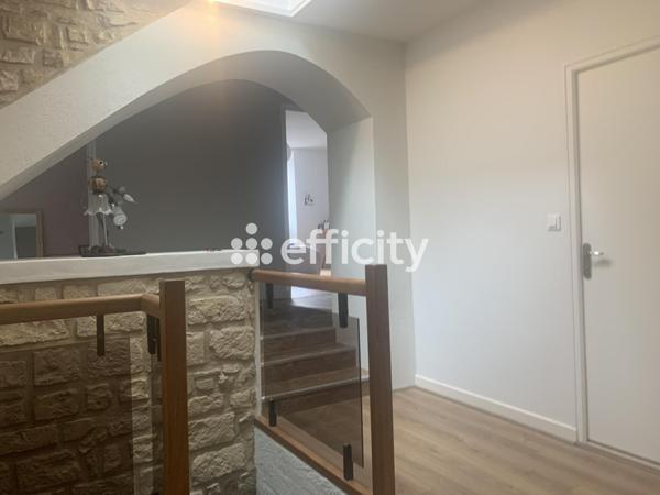 Maison 7 pièces - 240 m² Exclusivité efficity