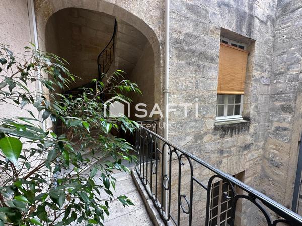 À VENDRE – T2 de 51 m² avec Chambre Étudiante de 11m² – Bordeaux Centre Historique