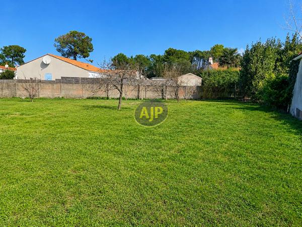 Vente terrain Saint Jean De Monts : 129 360 € - AJP Immobilier Saint-Jean-de-Monts
