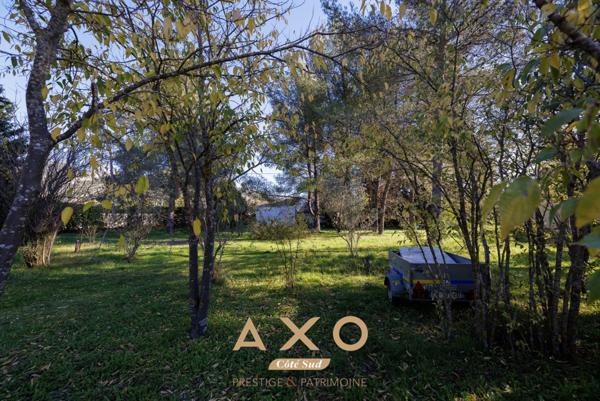 EXCLUSIVITE - GEMENOS - TERRAIN A BATIR - 1 200M2 - 399 000