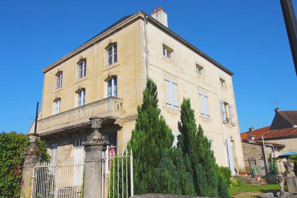 Aignay-le-Duc (21510) Belle propriété de 260 m² avec terrain 21510 Aignay-le-Duc