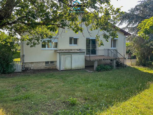 Maison à vendre 5 pièces MONTAYRAL (47) sur terrain de 3448 m² clos