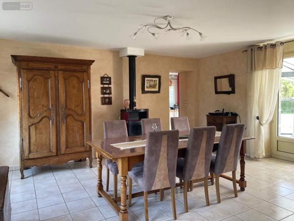 Maison à vendre à Mayenne en Mayenne (53100), ref : 046/817