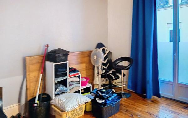 Maison à vendre    5 pièces •  Vichy