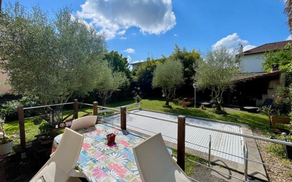 Maison à vendre    4 pièces • 122,05 m2 Tarbes