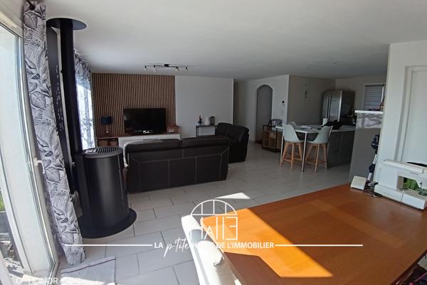 Maison
         4 pièces
        - 110 m²