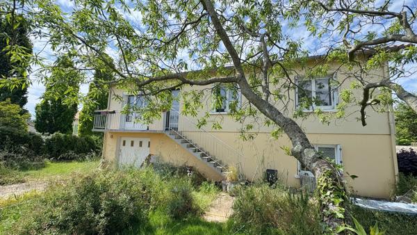 Maison
                                                                                                                                                                                                                                                                                                                        4 pièce(s)                                                                                                                                                                                                          3 chambre(s)                                                                                                                                                                                                          140  m²