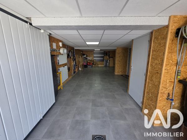 Maison à vendre 9 pièces 185 m² Magnet