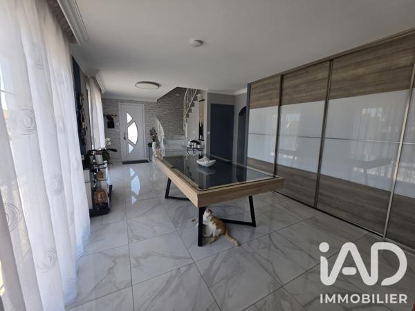 Maison à vendre 9 pièces 185 m² Magnet