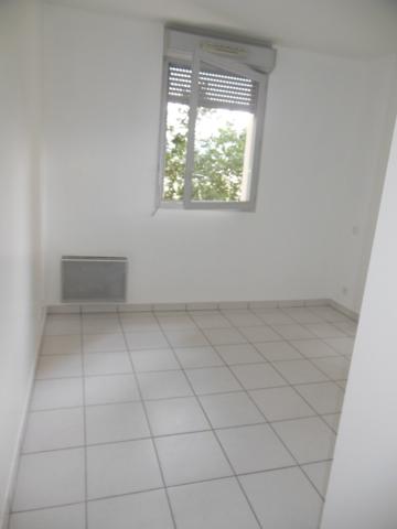Toulouse 31500 Quartier JOLIMONT Sans frais agence Agréable T4 récent de 83.58m² très grand séjour, cuisine séparée, avec terrasse de 12.35m² 2 places de parking en sous sol