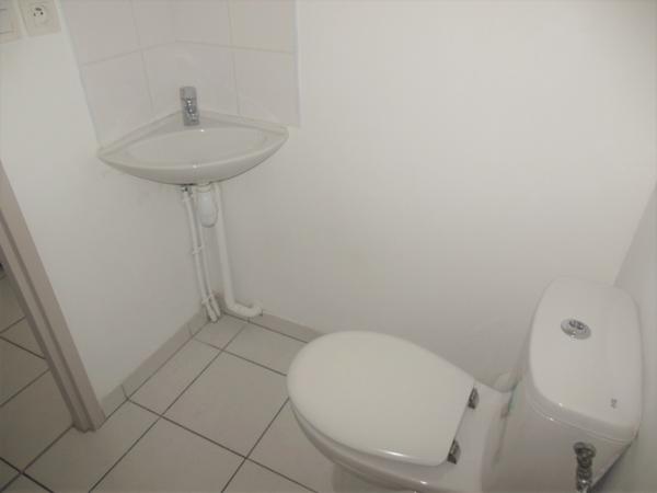 Toulouse 31500 Quartier JOLIMONT Sans frais agence Agréable T4 récent de 83.58m² très grand séjour, cuisine séparée, avec terrasse de 12.35m² 2 places de parking en sous sol
