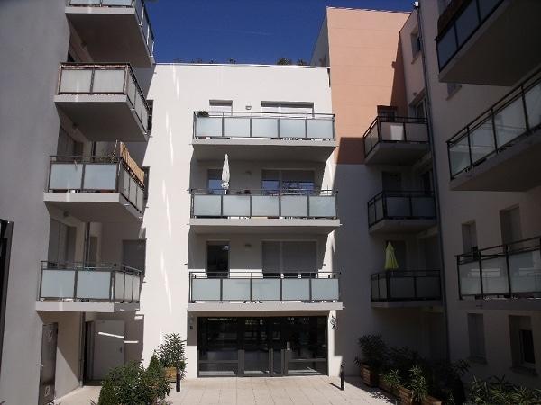 Toulouse 31500 Quartier JOLIMONT Sans frais agence Agréable T4 récent de 83.58m² très grand séjour, cuisine séparée, avec terrasse de 12.35m² 2 places de parking en sous sol