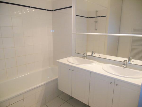 Toulouse 31500 Quartier JOLIMONT Sans frais agence Agréable T4 récent de 83.58m² très grand séjour, cuisine séparée, avec terrasse de 12.35m² 2 places de parking en sous sol