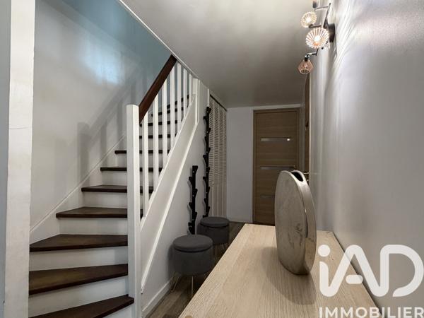 Maison à vendre 5 pièces 102 m² Montigny-le-Bretonneux