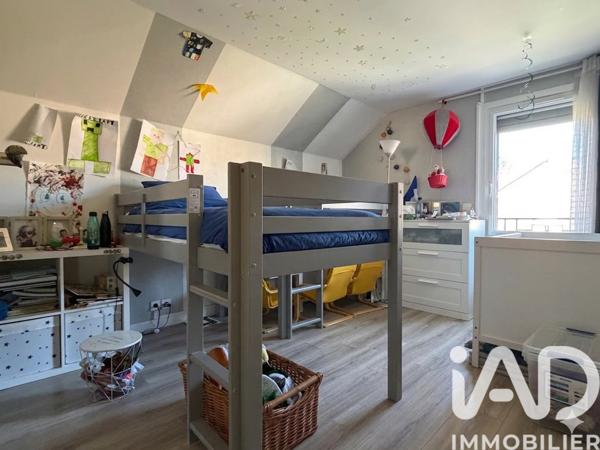 Maison à vendre 5 pièces 102 m² Montigny-le-Bretonneux