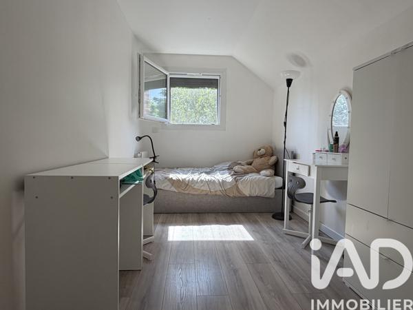 Maison à vendre 5 pièces 102 m² Montigny-le-Bretonneux