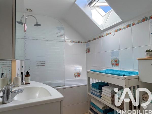 Maison à vendre 5 pièces 102 m² Montigny-le-Bretonneux