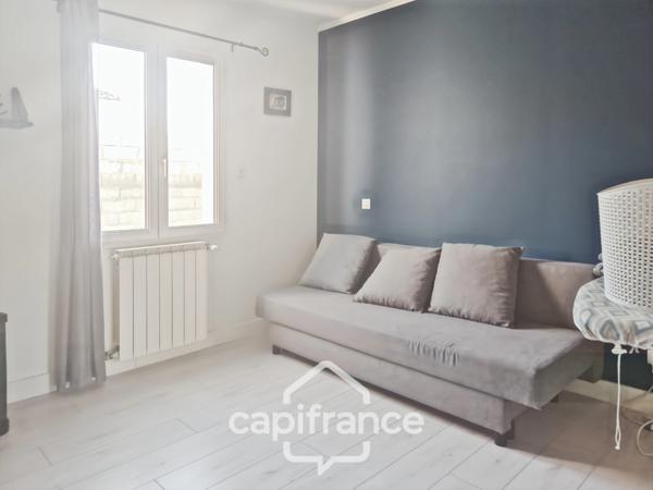 Maison à vendre 5 pièces 123m-ROQUEMAURE (30), piscine, sans vis-à-vis- terrain 900m²