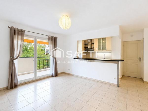 Appartement 2 pièces de 47 m² avec terrasse et garage double de 22 m²