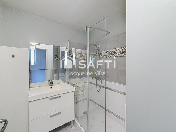 Appartement 2 pièces de 47 m² avec terrasse et garage double de 22 m²