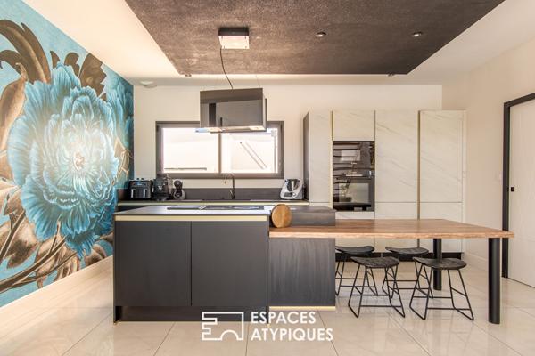 Lumineuse Maison Contemporaine et sa Piscine