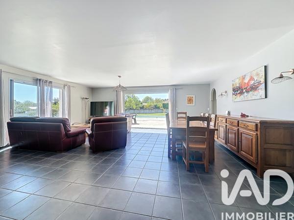 Maison à vendre 6 pièces 135 m² Le Château-d'Oléron