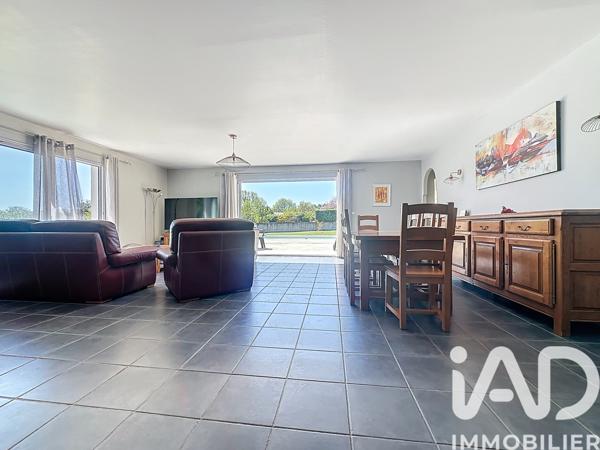 Maison à vendre 6 pièces 135 m² Le Château-d'Oléron