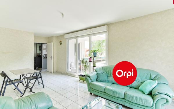 Appartement à vendre    3 pièces • 70,96 m2 Saint-Priest