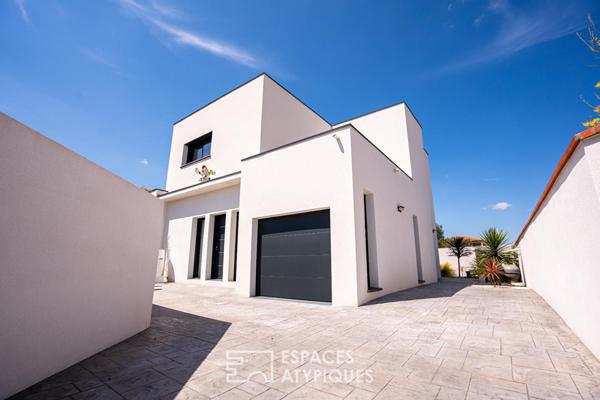 Villa contemporaine avec piscine balnéo et prestations haut de gamme à 15 mins de Perpignan