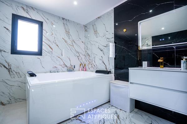 Villa contemporaine avec piscine balnéo et prestations haut de gamme à 15 mins de Perpignan