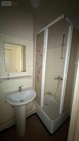 Appartement à rénover à vendre à Châlons-en-Champagne dans la Marne (51000), ref : 51001-136