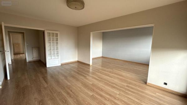 Appartement à rénover à vendre à Châlons-en-Champagne dans la Marne (51000), ref : 51001-136