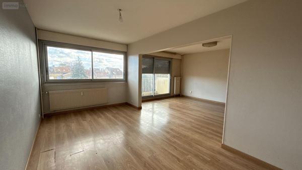 Appartement à rénover à vendre à Châlons-en-Champagne dans la Marne (51000), ref : 51001-136