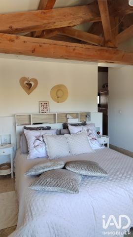 Maison à vendre 7 pièces 181 m² Sainte-Cécile-les-Vignes