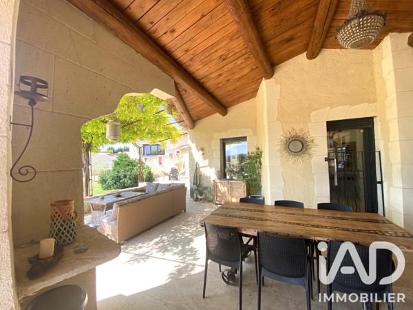 Maison à vendre 7 pièces 181 m² Sainte-Cécile-les-Vignes