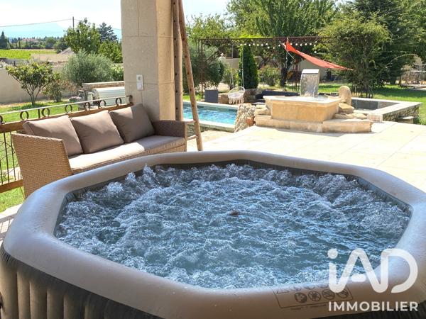 Maison à vendre 7 pièces 181 m² Sainte-Cécile-les-Vignes