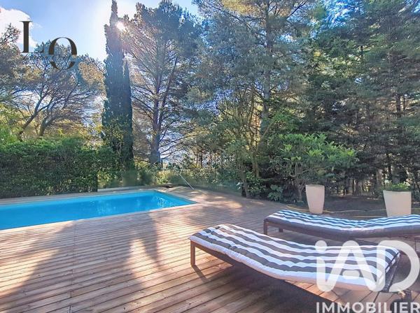 Maison à vendre 9 pièces 261,84 m² Éguilles