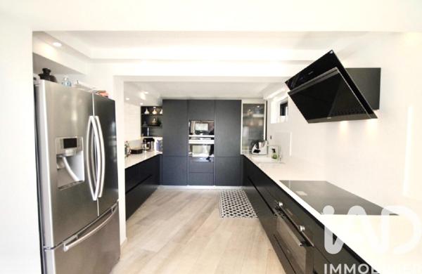 Maison à vendre 10 pièces 345 m² Mandelieu-la-Napoule