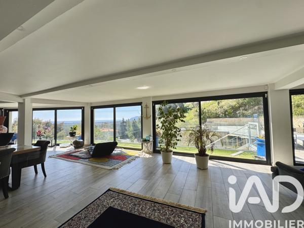Maison à vendre 10 pièces 345 m² Mandelieu-la-Napoule