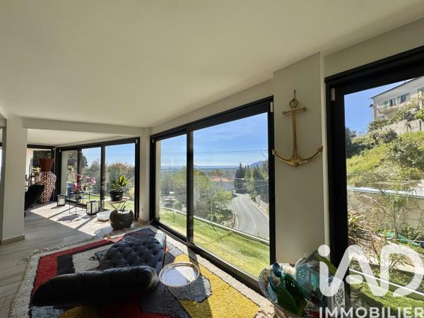 Maison à vendre 10 pièces 345 m² Mandelieu-la-Napoule