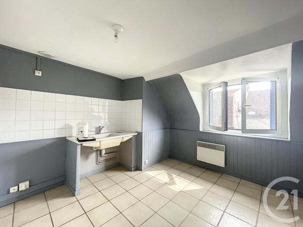 immeuble à vendre  89 m2 MONTEREAU FAULT YONNE - 77