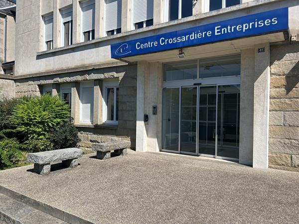 A LOUER - BUREAU - LAVAL CENTRE VILLE , Laval A LOUER - BUREAU - LAVAL CENTRE VILLE , Laval